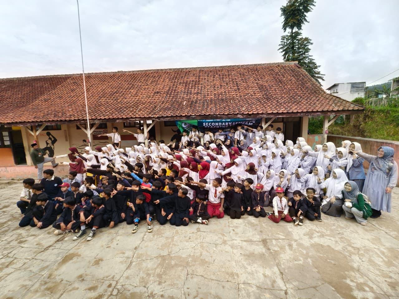 Latihan Jadi Guru Sejak SMP, Ini Cara Unik DHIS Lembang Tanamkan Akhlak dan STEM